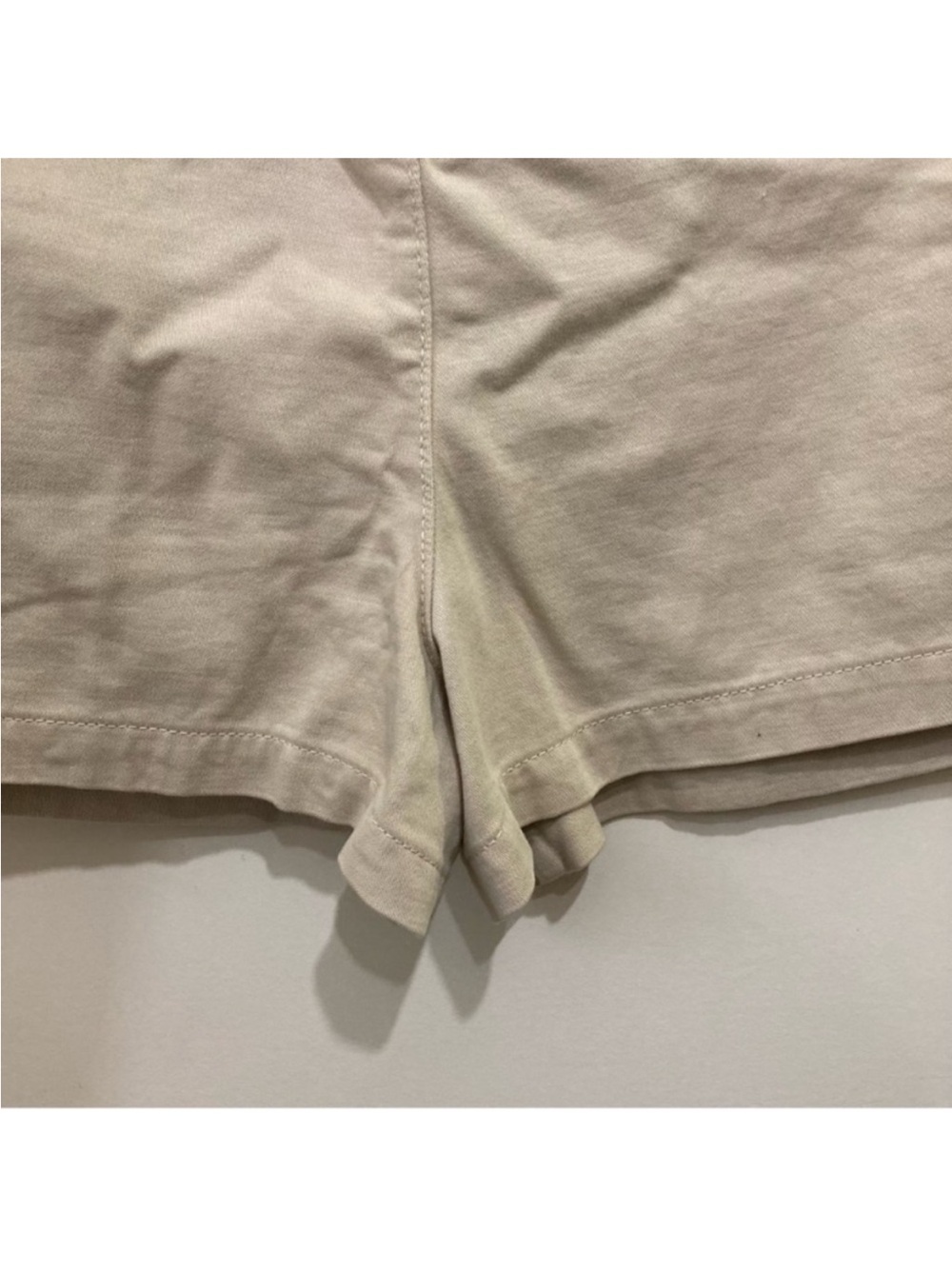 Free People Billie Chino Pleated High Rise Shorts Almond Milk Beige Size 12 New - Picture 7 of 10